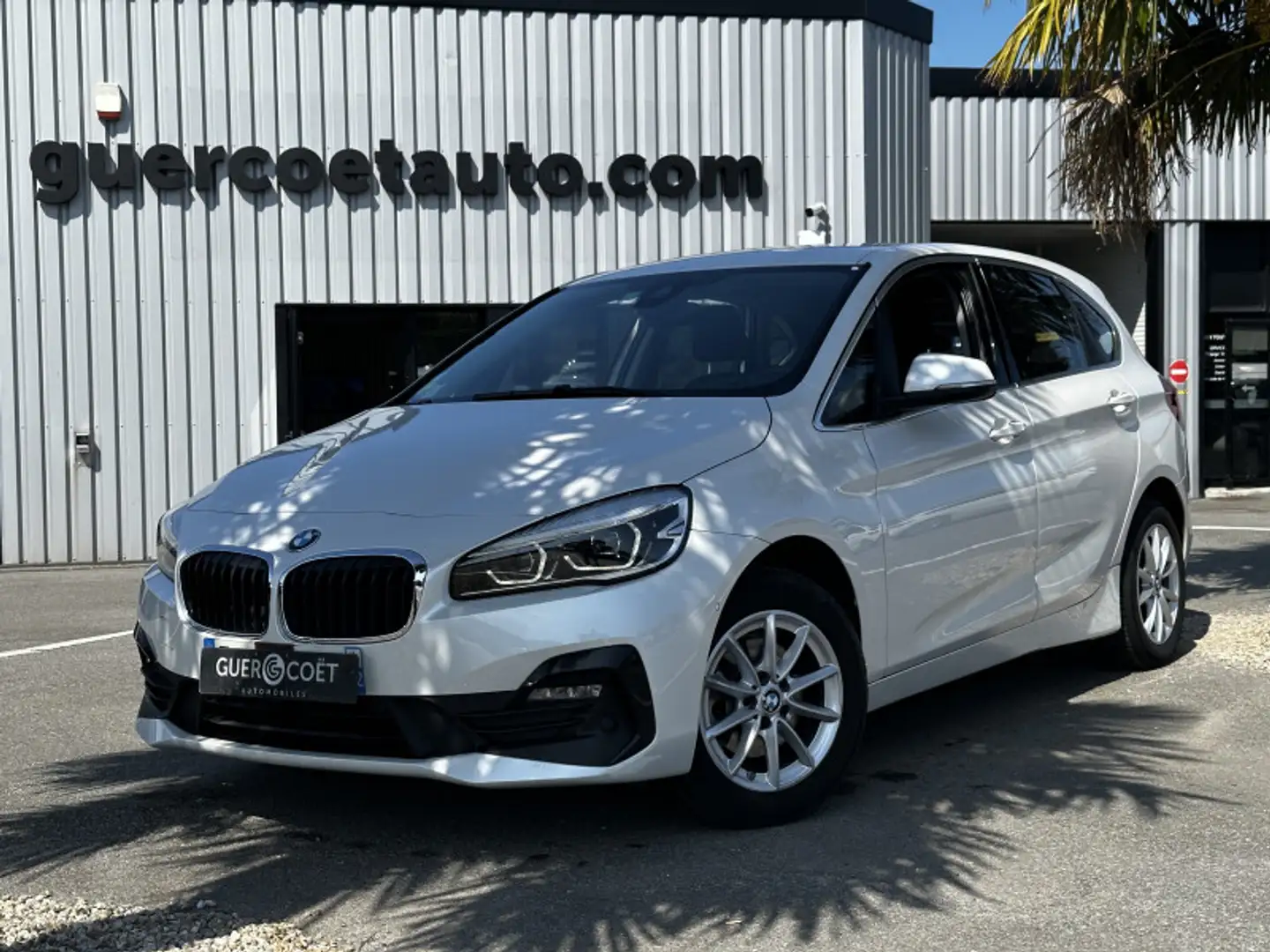 BMW 216 (F45) 216D 116CH  BUSINESS DESIGN Blanc - 2