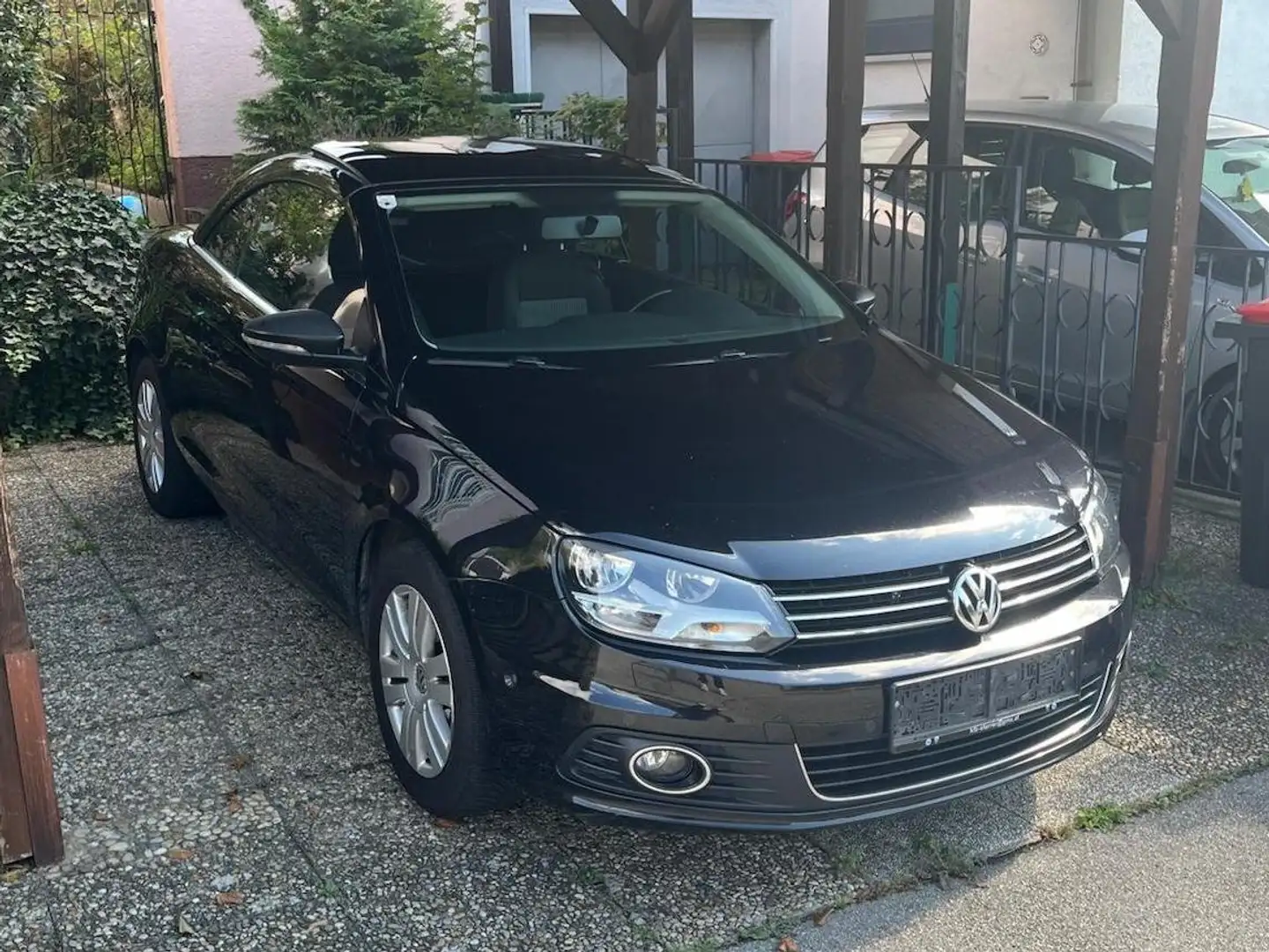Volkswagen Eos Eos 1,6 FSI Schwarz - 1