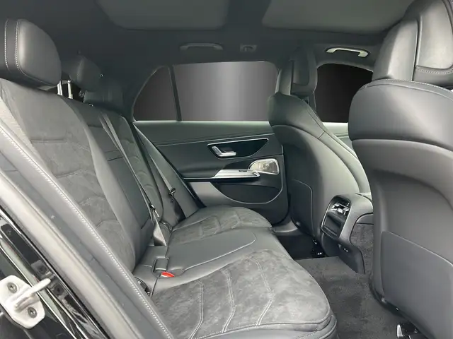 Mercedes-Benz 300 view 10