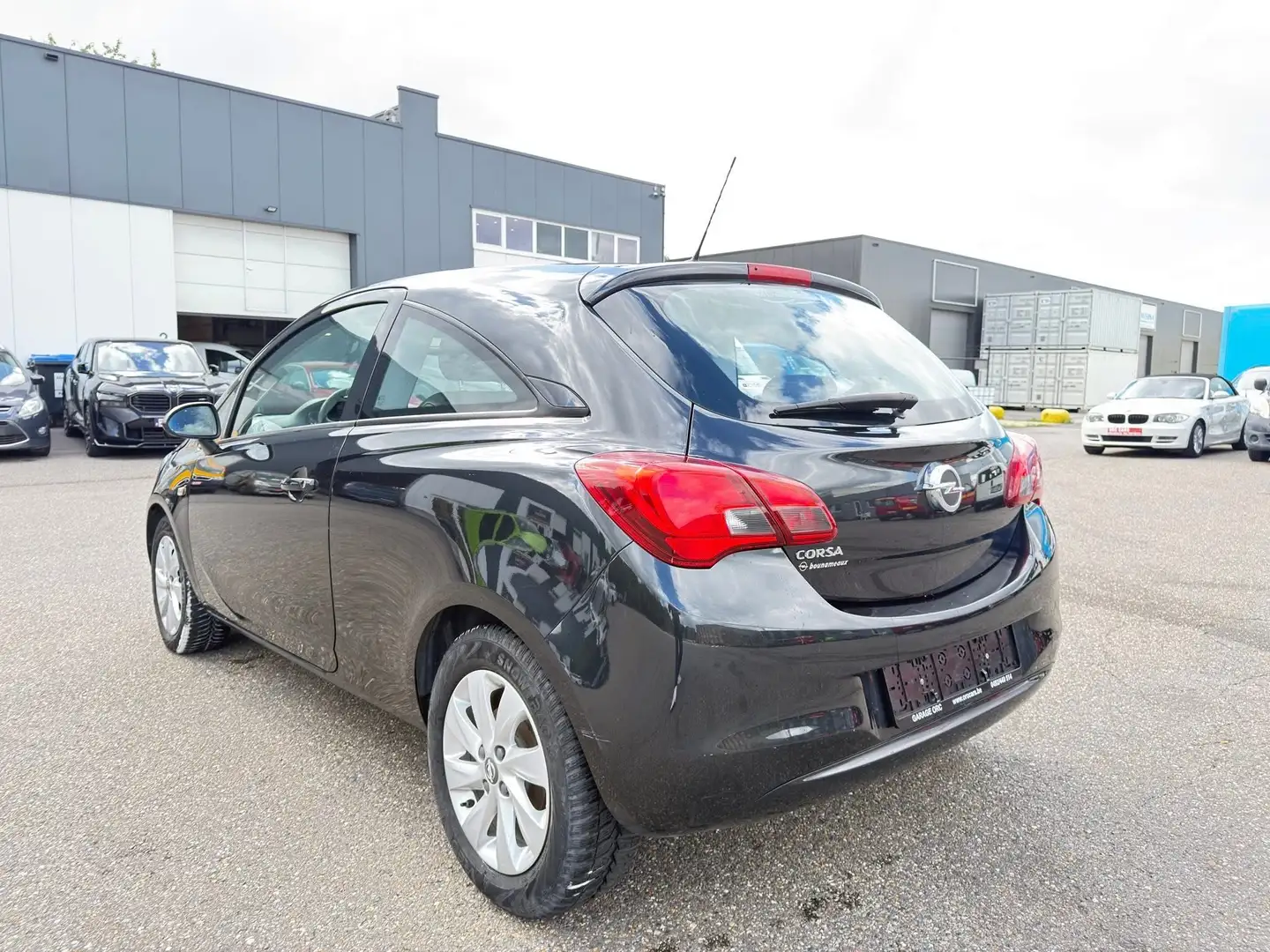 Opel Corsa 1.4 i Turbo EUR6b GARANTIE Schwarz - 2