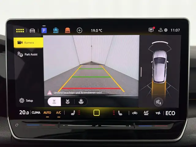 Volkswagen Golf view 13