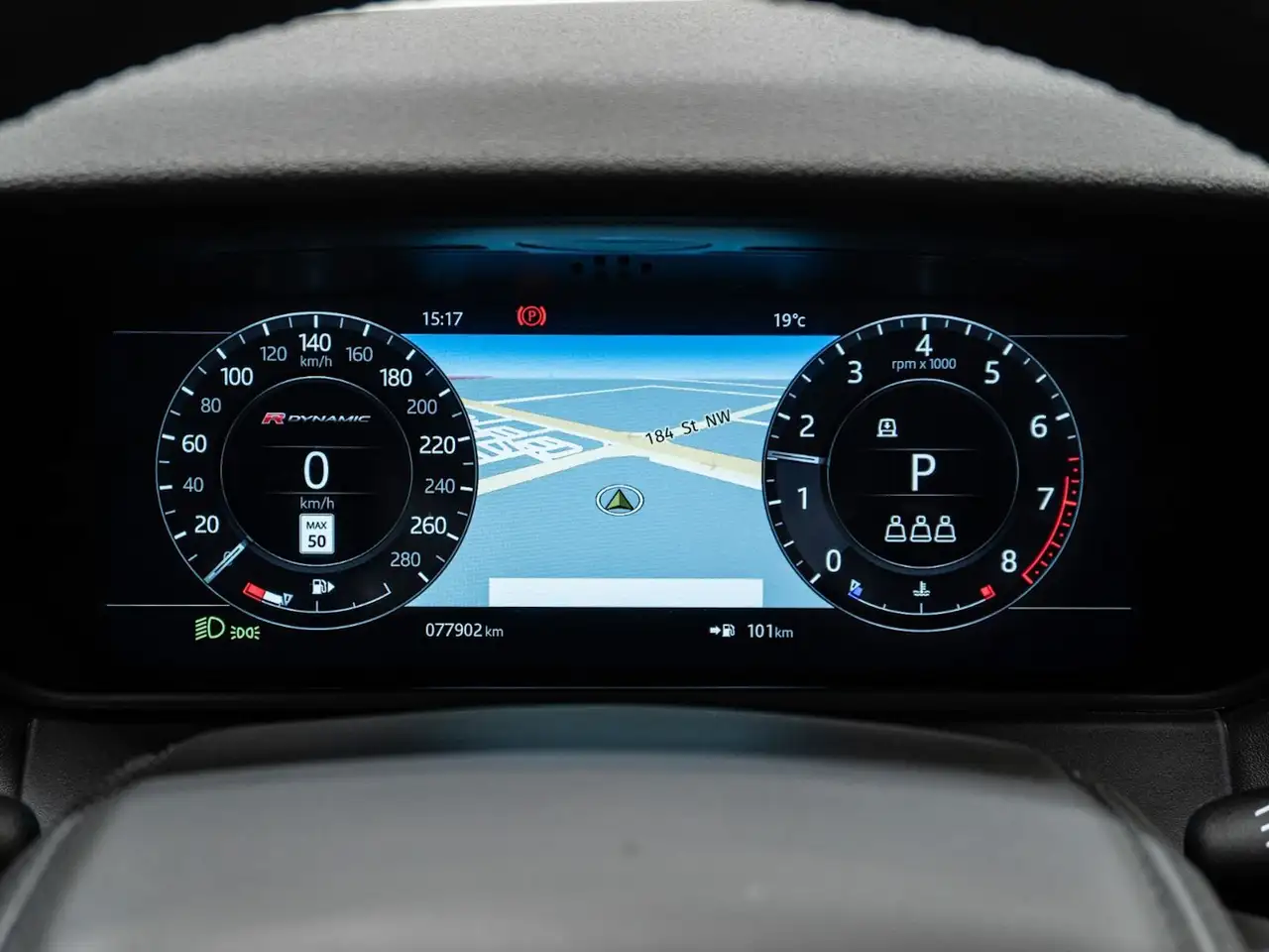 Land Rover Range Rover Velar photo Land Rover Range Rover Velar
