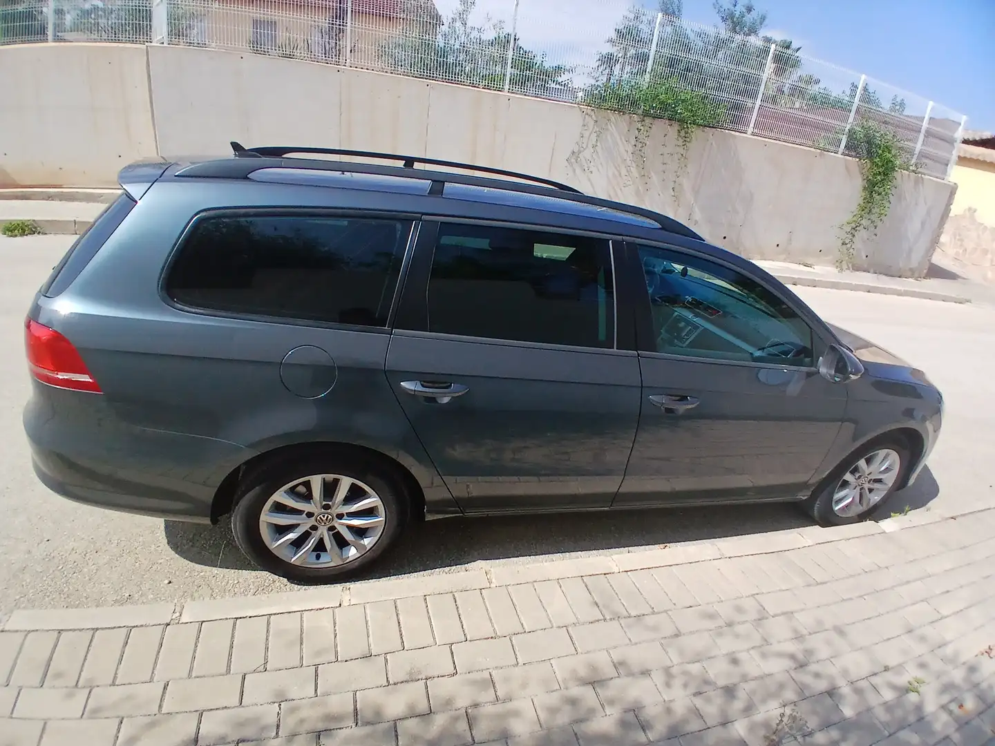 Volkswagen Passat Passat 1.6TDI BlueMotion BlueMotion Gris - 2