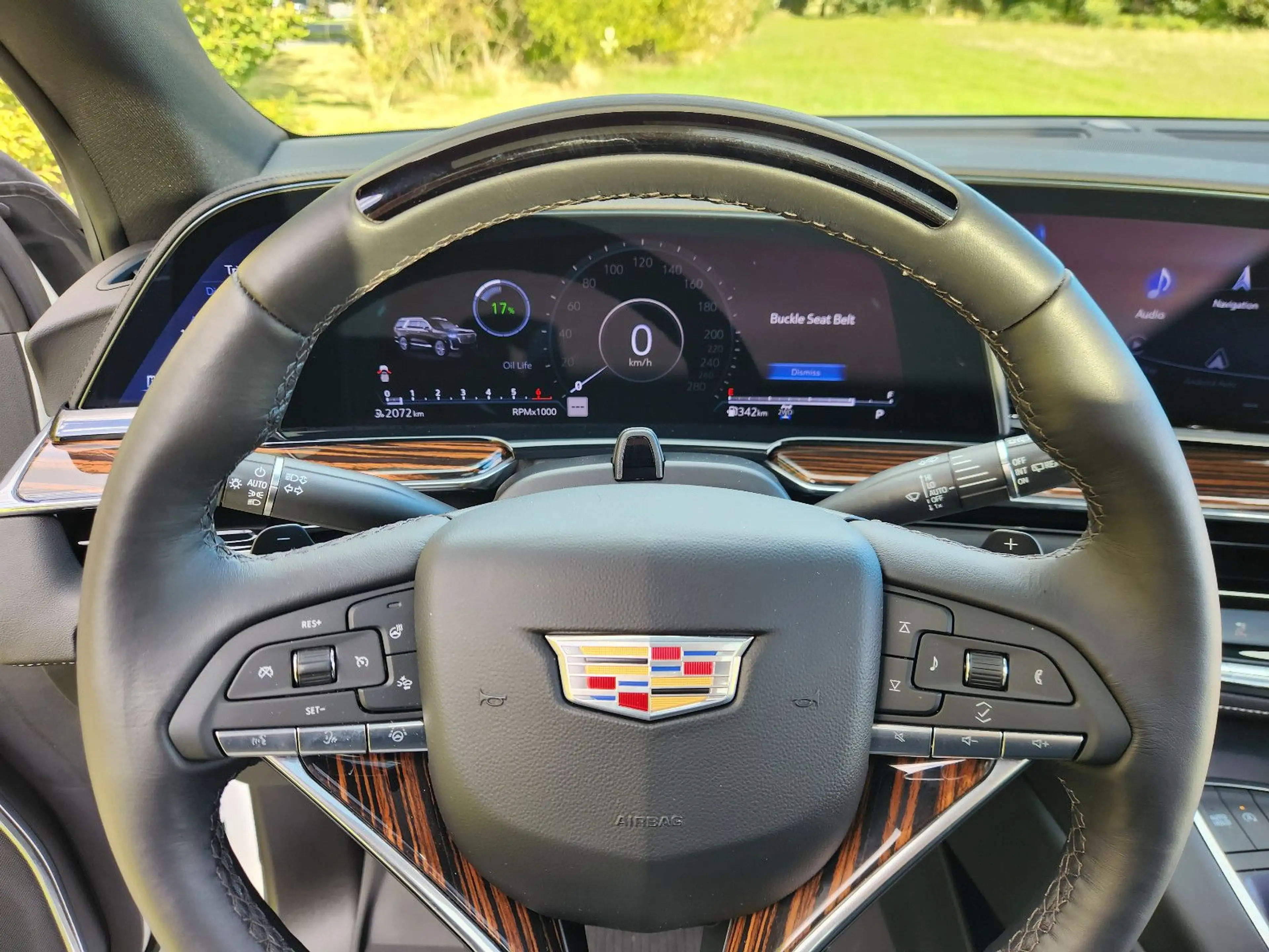 Cadillac Escalade PREMIUM LUXURY 6.2 7-Sitzer Pano CarPl. — photo 17