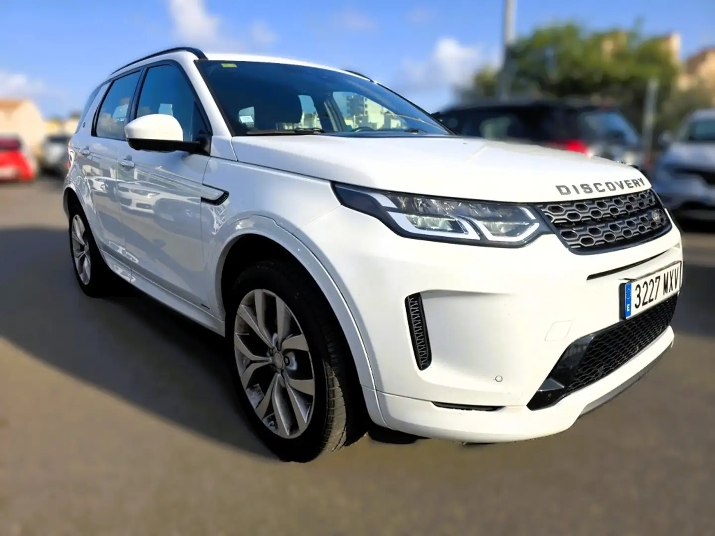 Land Rover Discovery Sport 2.0Si4 MHEV Standard AWD Auto Blanc - 1