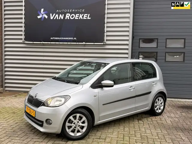 Skoda Citigo 1.0 Greentech Tour | Airco | 5 deurs | Navi | Isof