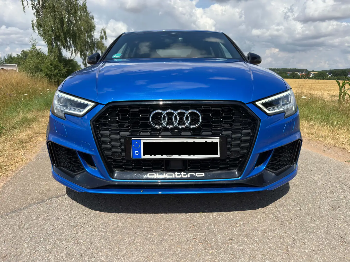 Audi RS3 Limousine 2.5 TFSI quattro S tronic 400PS OHNE OPF Albastru - 2