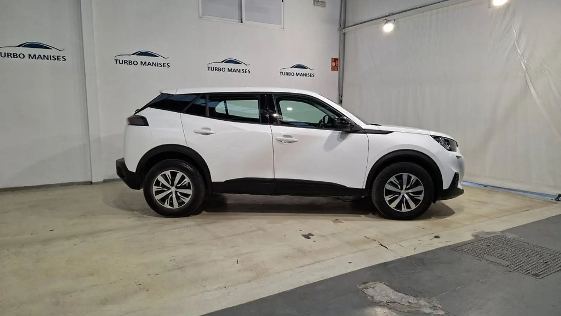 Peugeot 2008 Active BlueHDI 81kW (110CV) Weiß - 2