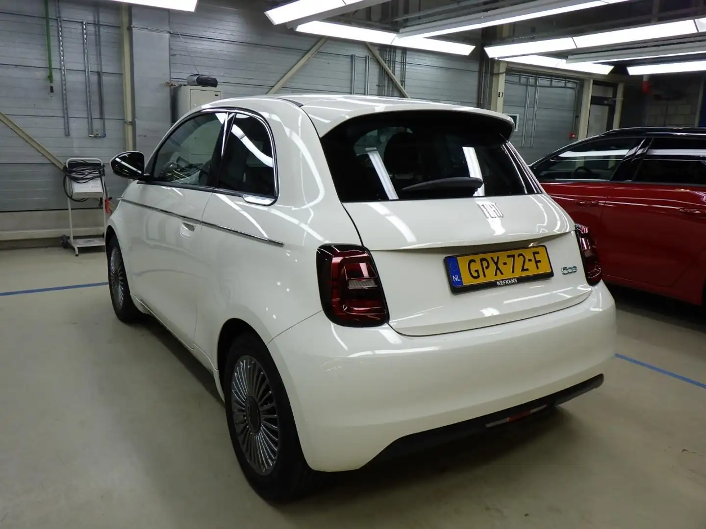 Fiat 500e Urban 42 kWh 3 Fase | Pack Style | Keyless-Start | Wit - 2