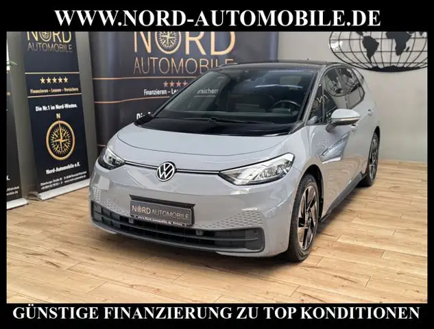 Volkswagen Id.3 view 5