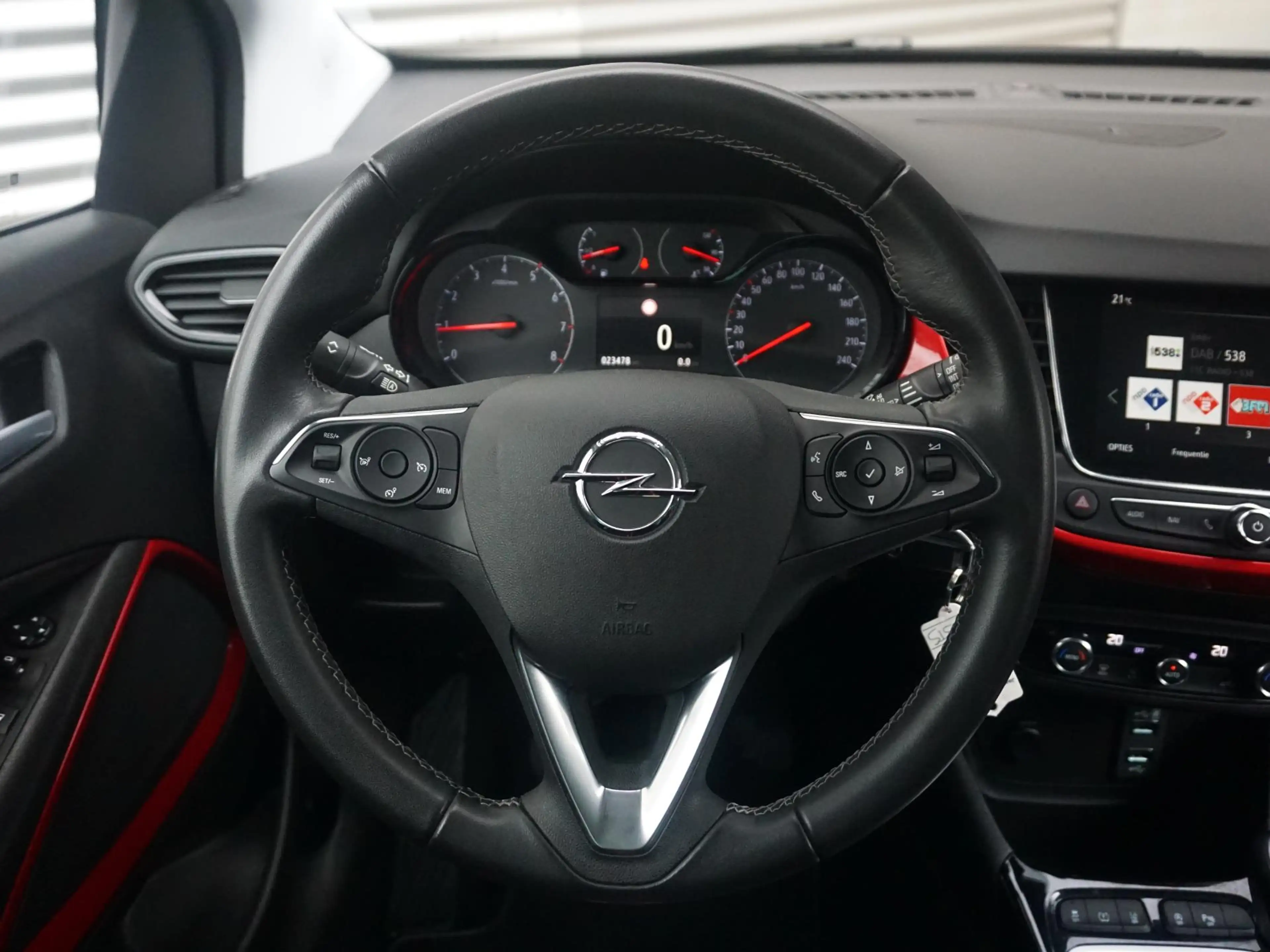Opel Crossland 1.2 Turbo GS Line Navi | Climate Contr. | Camera — photo 12