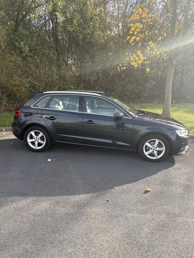 Audi A3 Sportback 2.0 TDI 150 Ambition Luxe - 2