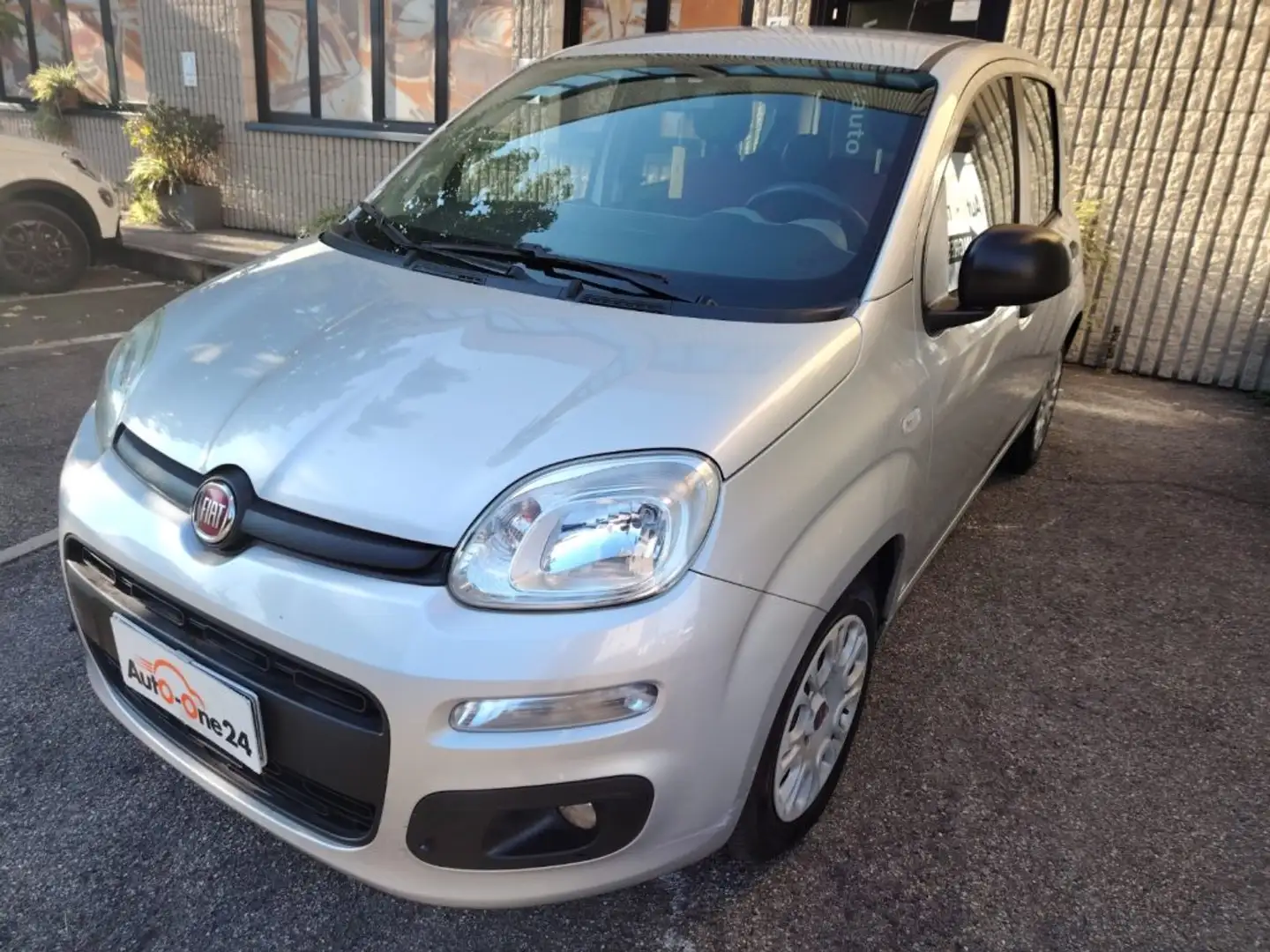 Fiat Panda 1.2 EasyPower Lounge NEOPATENTATI Silber - 2