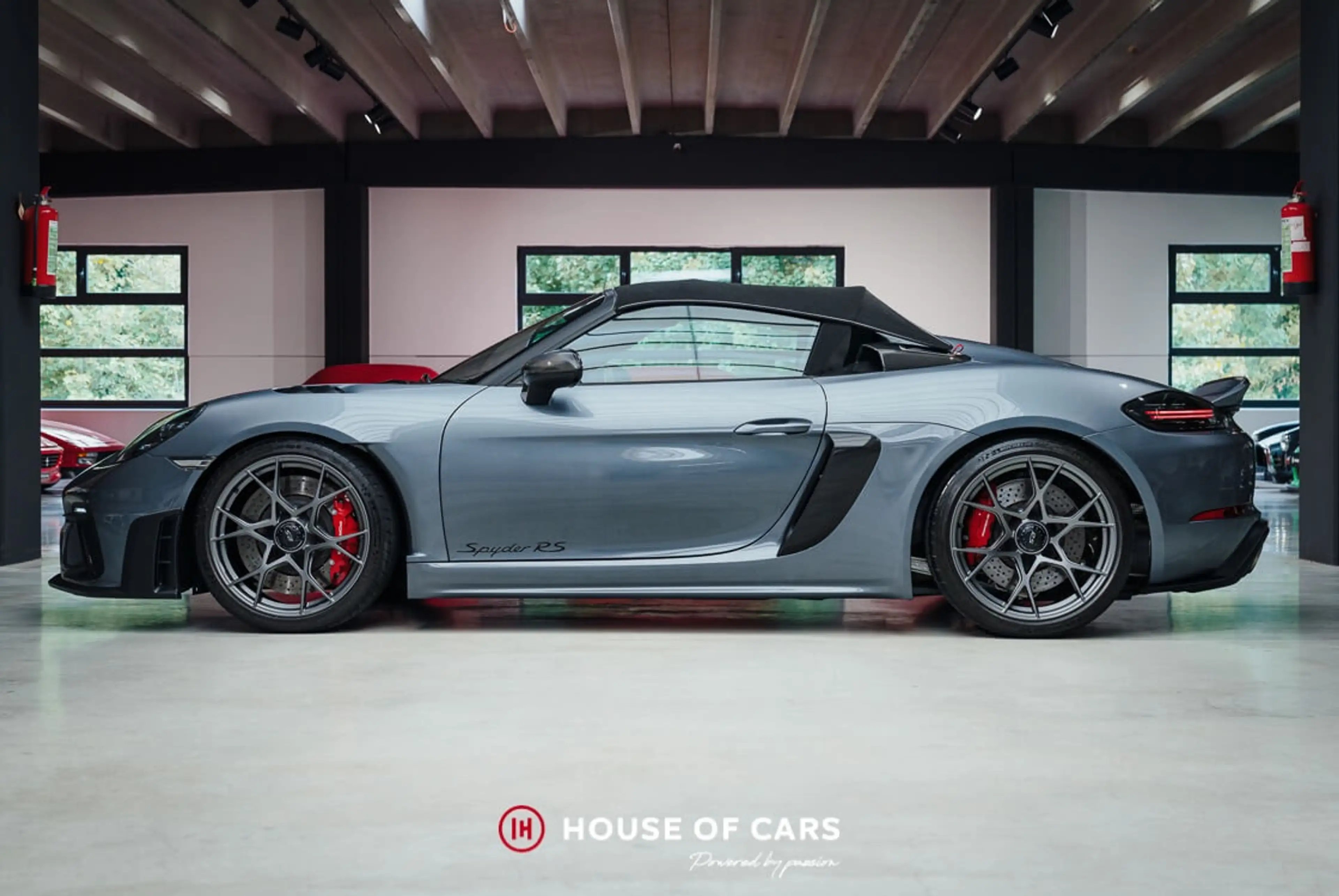 Porsche 718 Spyder RS WEISSACH PACKAGE AS NEW - 21% VAT — photo 10
