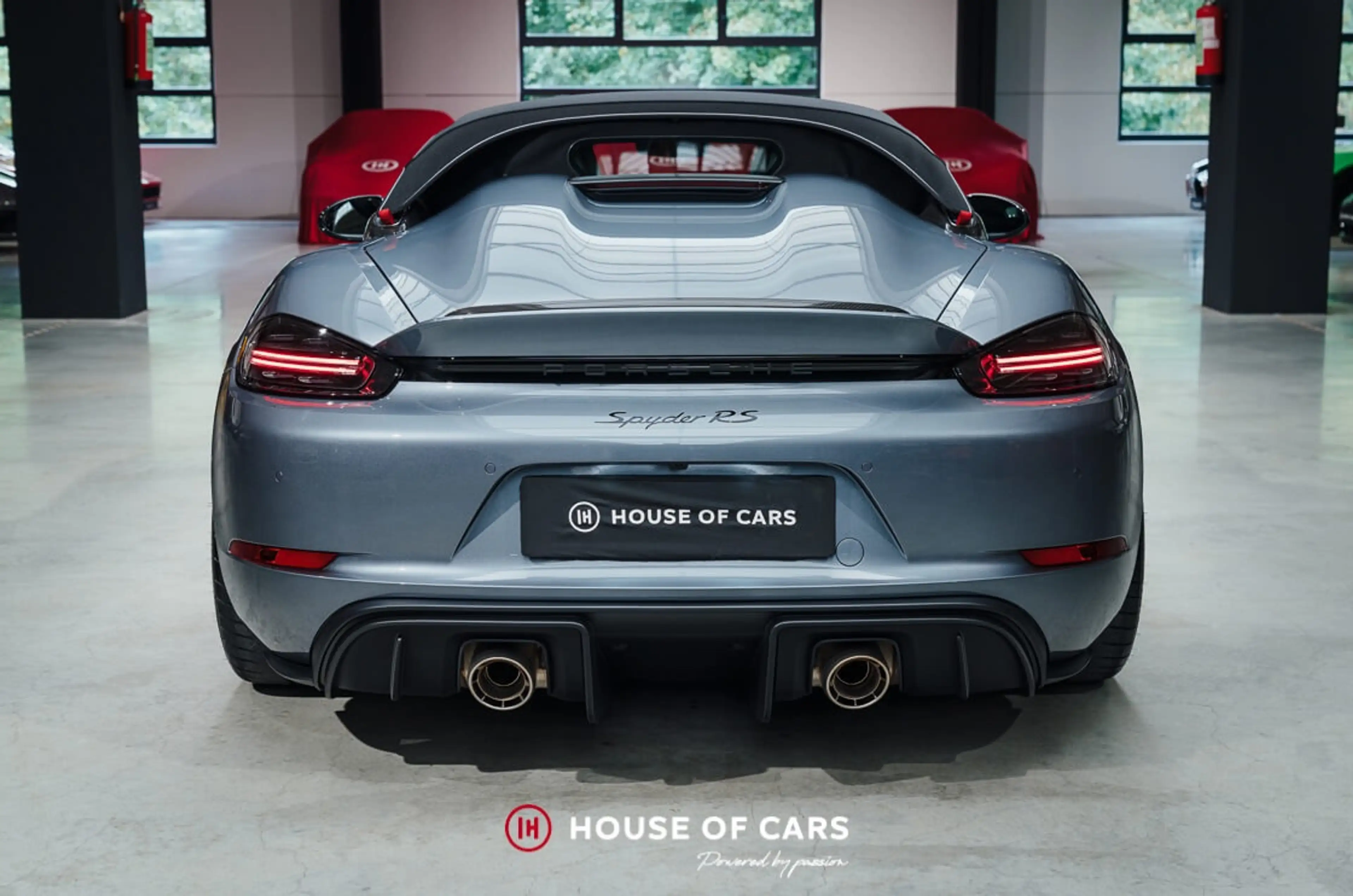 Porsche 718 Spyder RS WEISSACH PACKAGE AS NEW - 21% VAT — photo 8