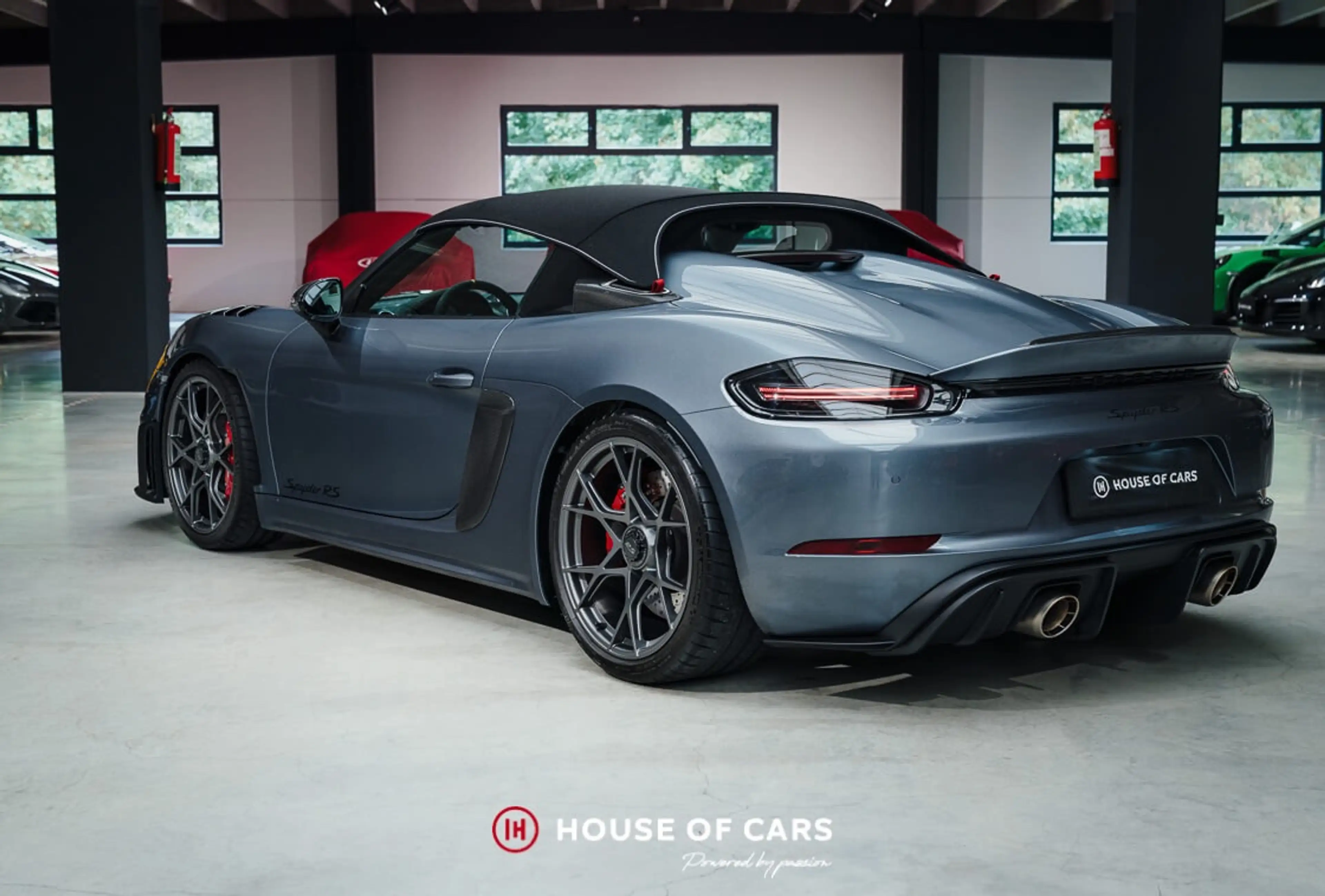 Porsche 718 Spyder RS WEISSACH PACKAGE AS NEW - 21% VAT — photo 9