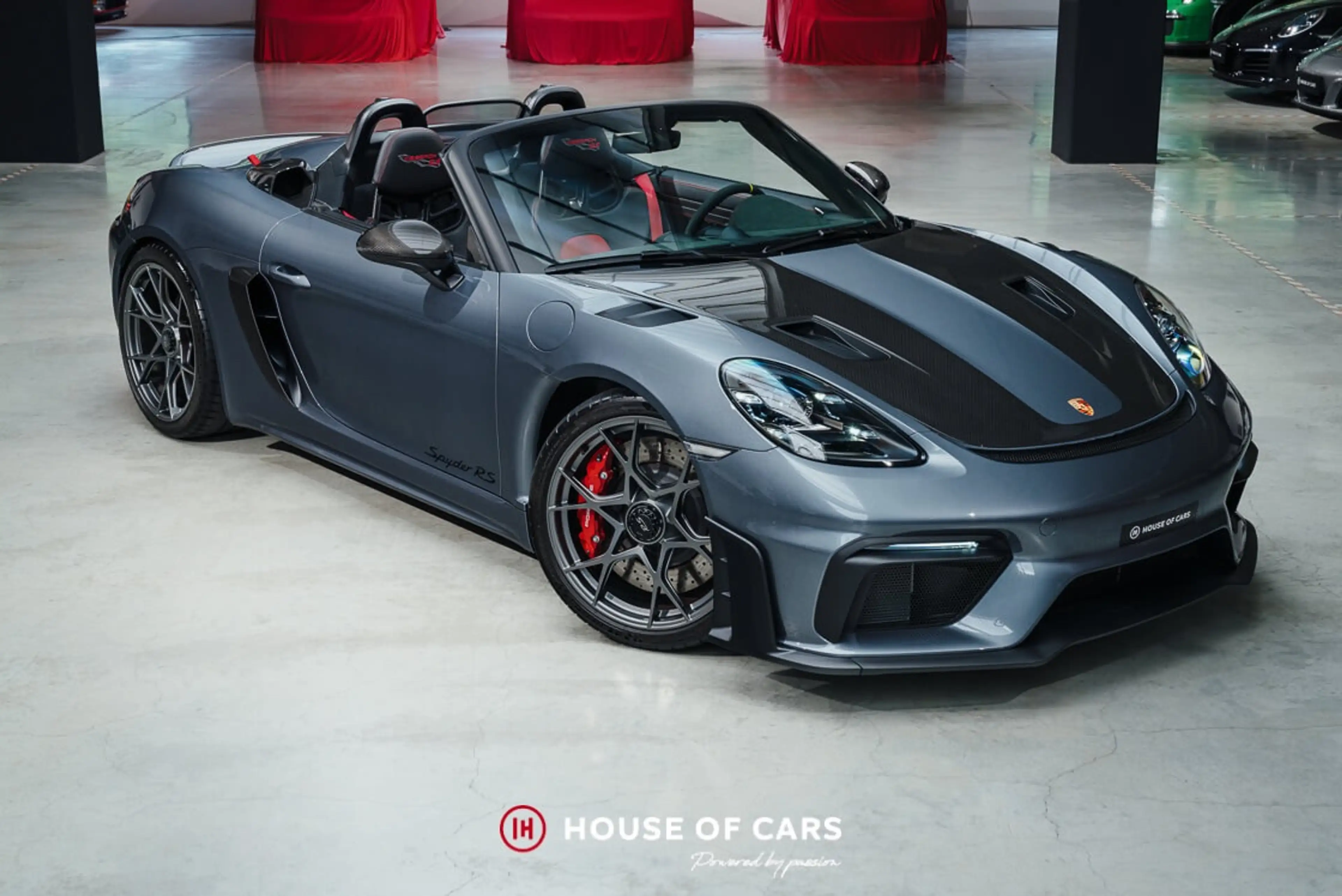 Porsche 718 Spyder RS WEISSACH PACKAGE AS NEW - 21% VAT — photo 4