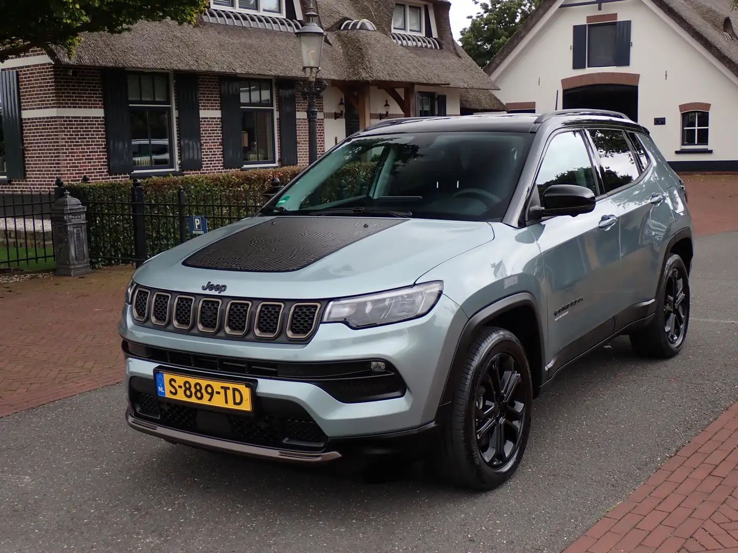 Jeep Compass 4xe 240 Plug-in Hybrid Electric Upland Bleu - 1