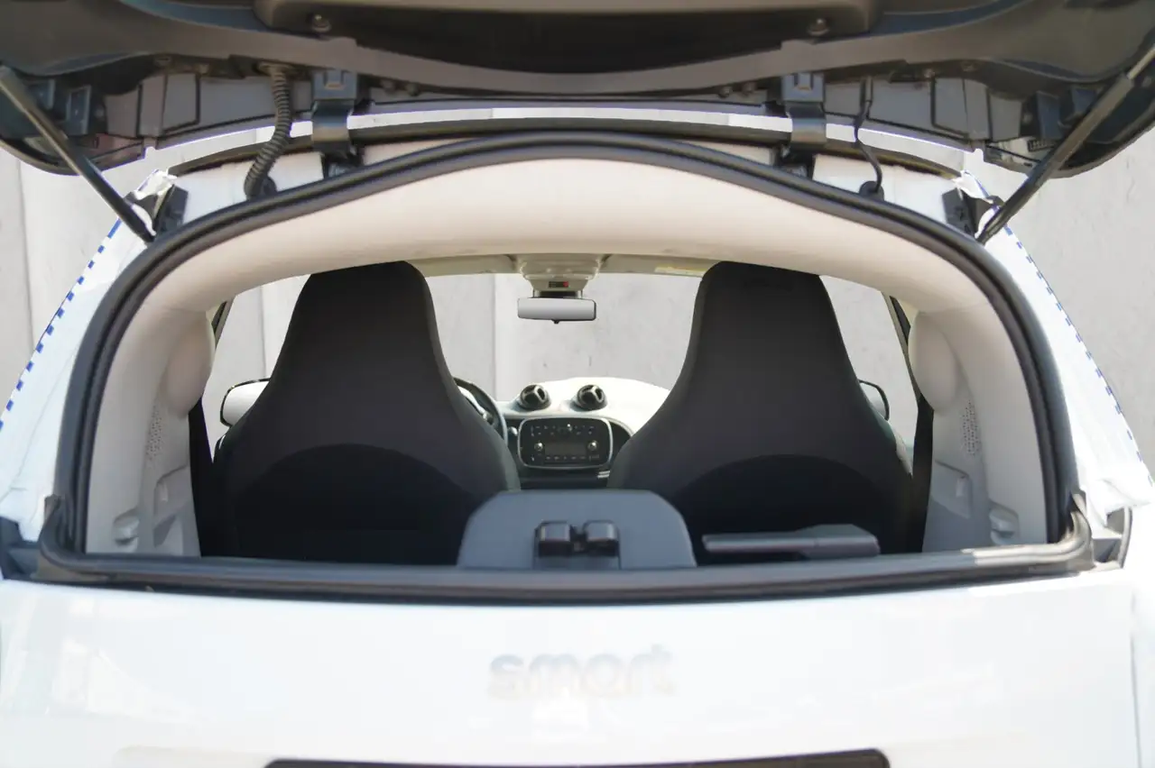 smart forTwo 2021 — фото 11