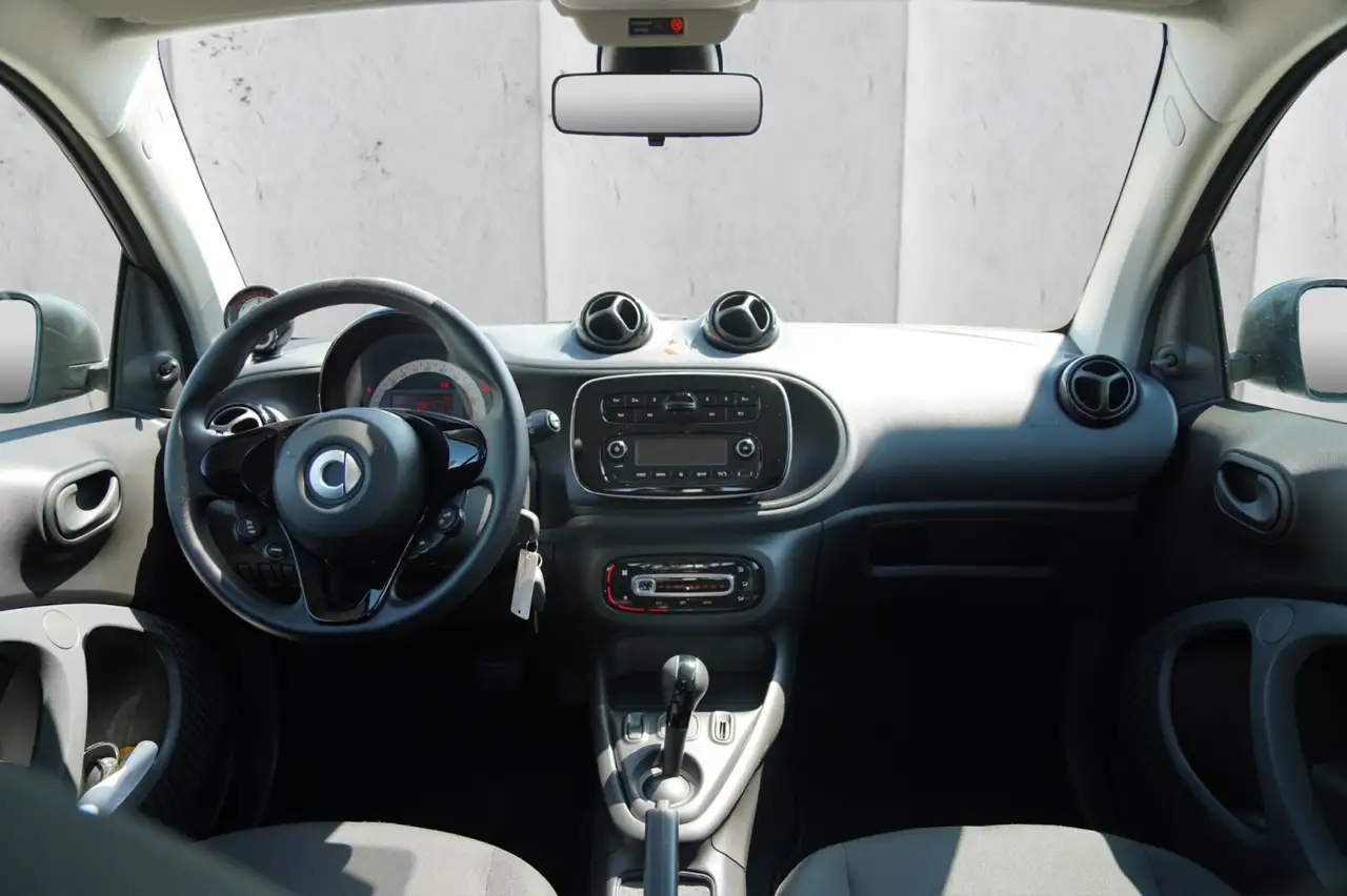 smart forTwo 2021 — фото 13