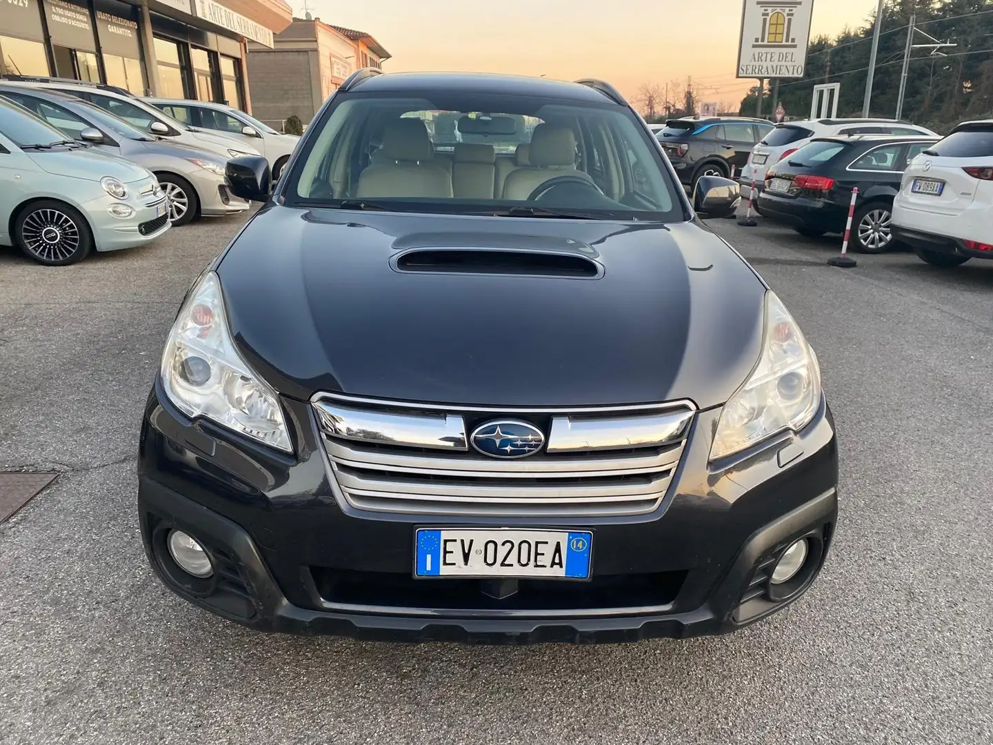 Subaru OUTBACK 2.0D CVT Exclusive Schwarz - 2