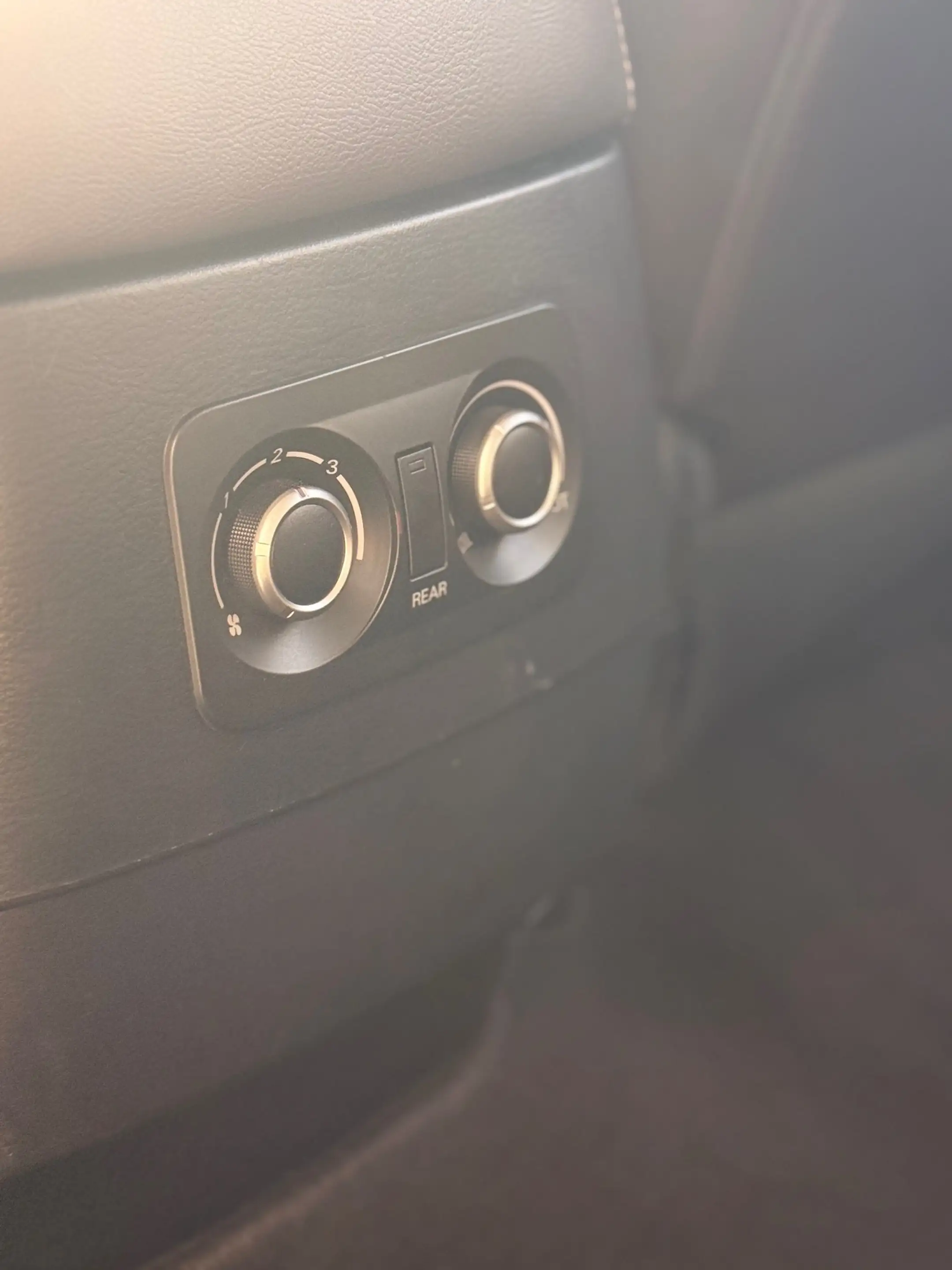Mitsubishi Pajero 5-T 3.2 DI-D Intense AT #Xenon+SHZ+RFK# — photo 12