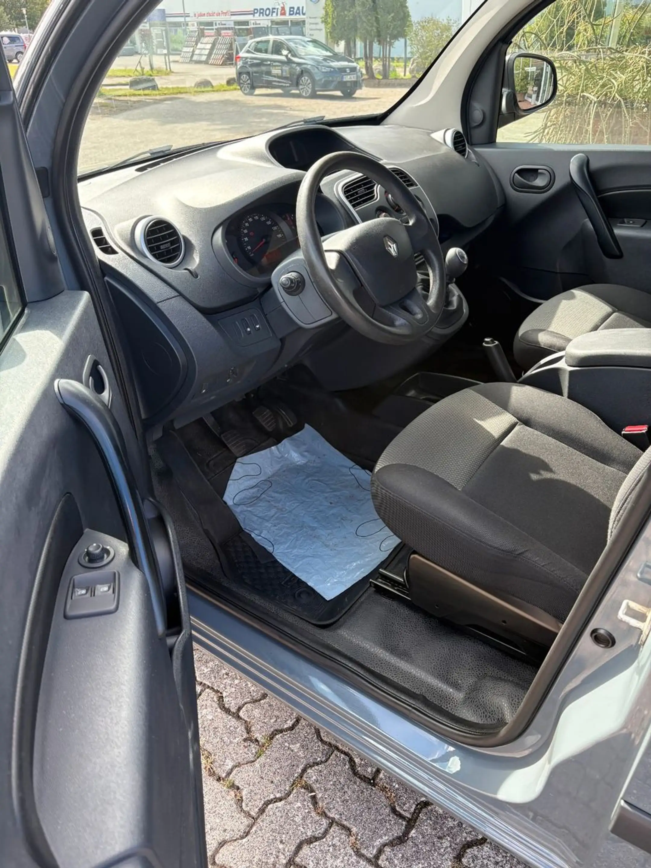 Renault Kangoo CARGO 1.5 DCI Maxi L2 — photo 9