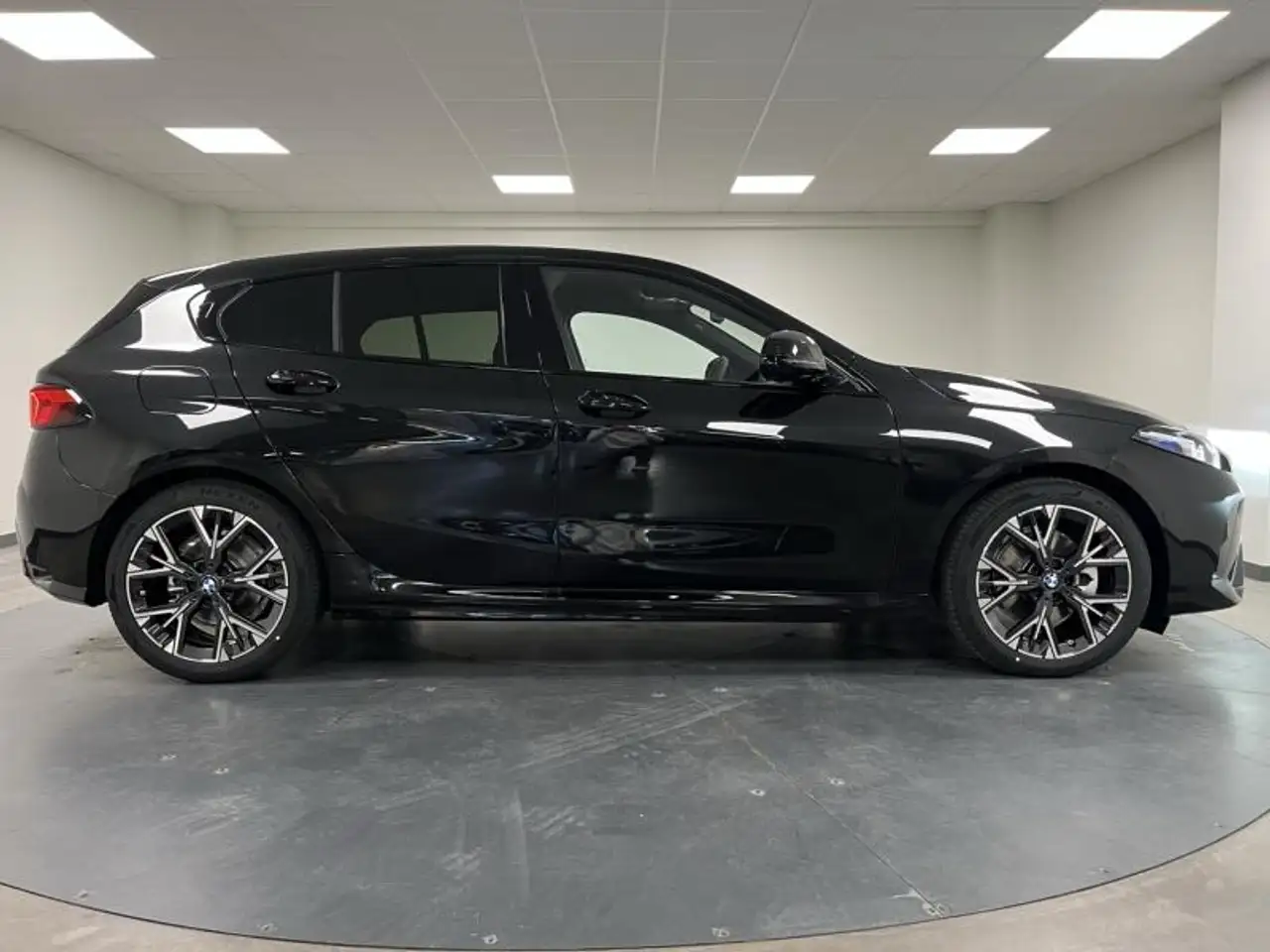 BMW 1 Series 2026