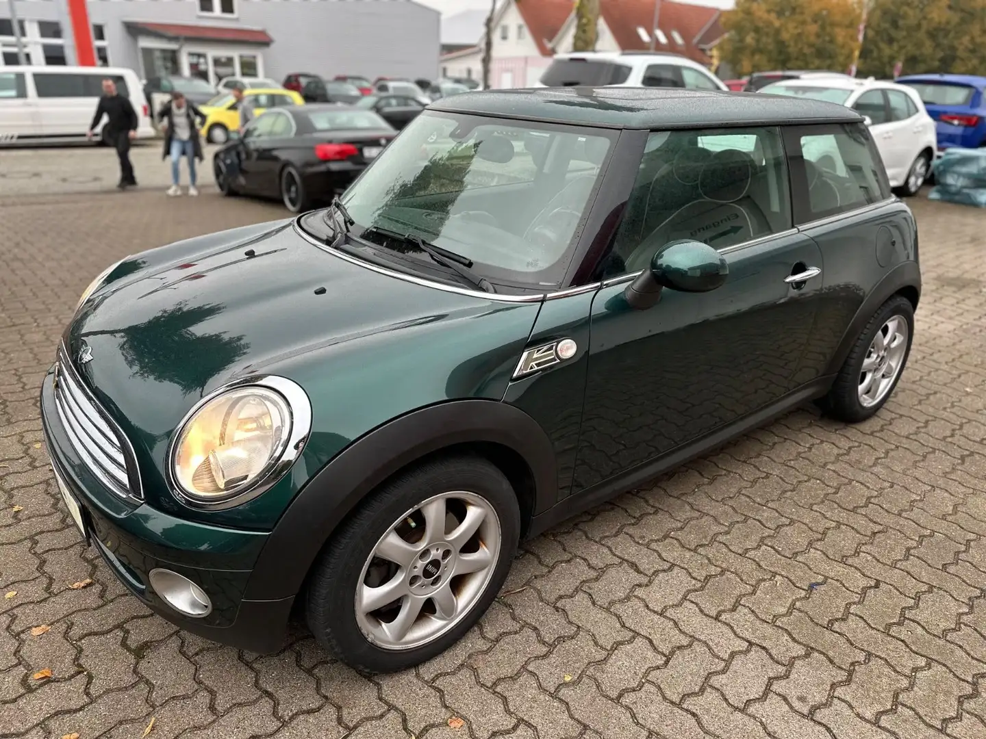 MINI One /PANO/LEDER/SHZ/KLIMAAUT/PDC Grün - 2