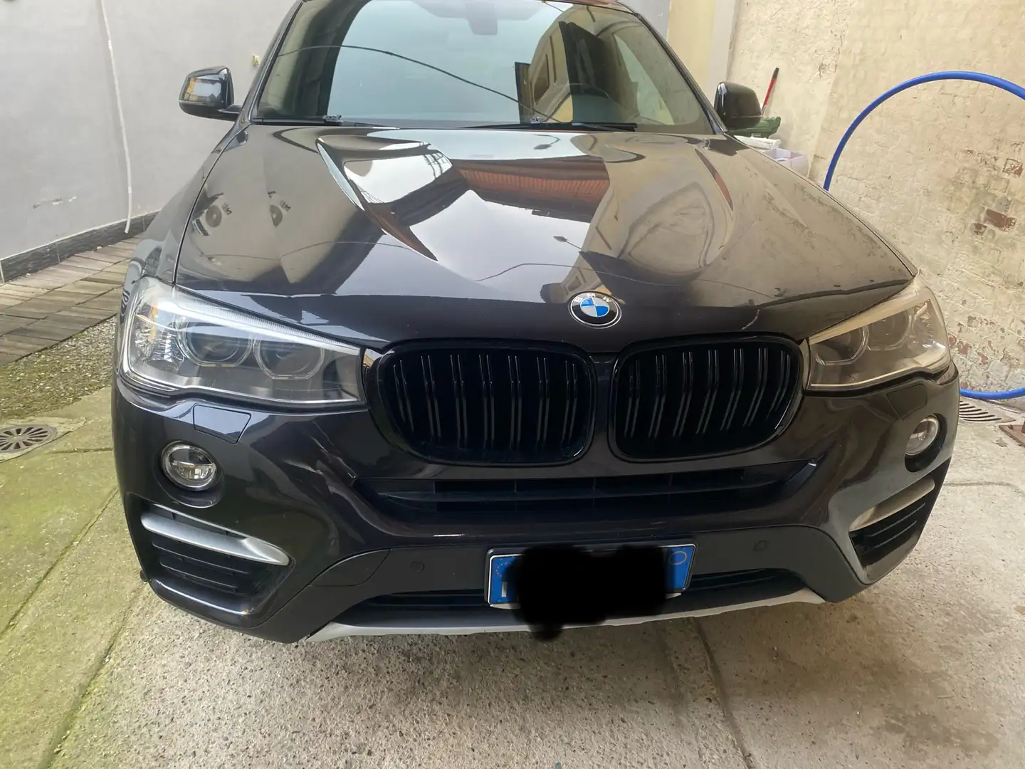BMW X4 xdrive20d xLine Černá - 2