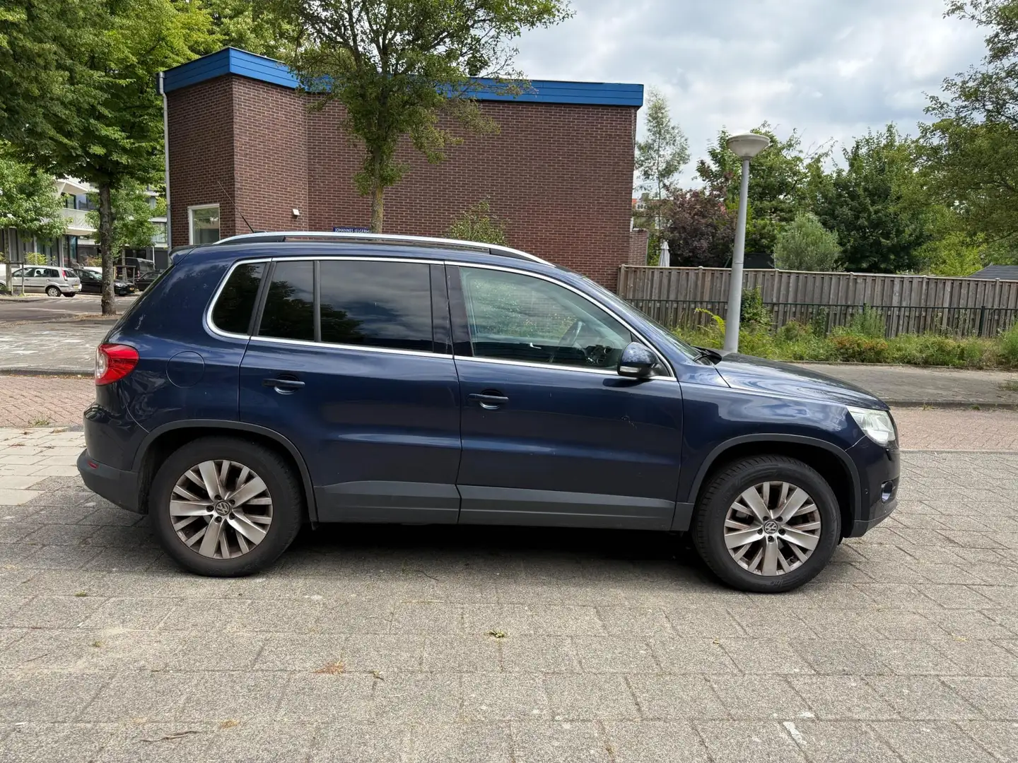 Volkswagen Tiguan 2.0 TSI Automaat Sport&Style 4Motion 4WD Blauw - 2