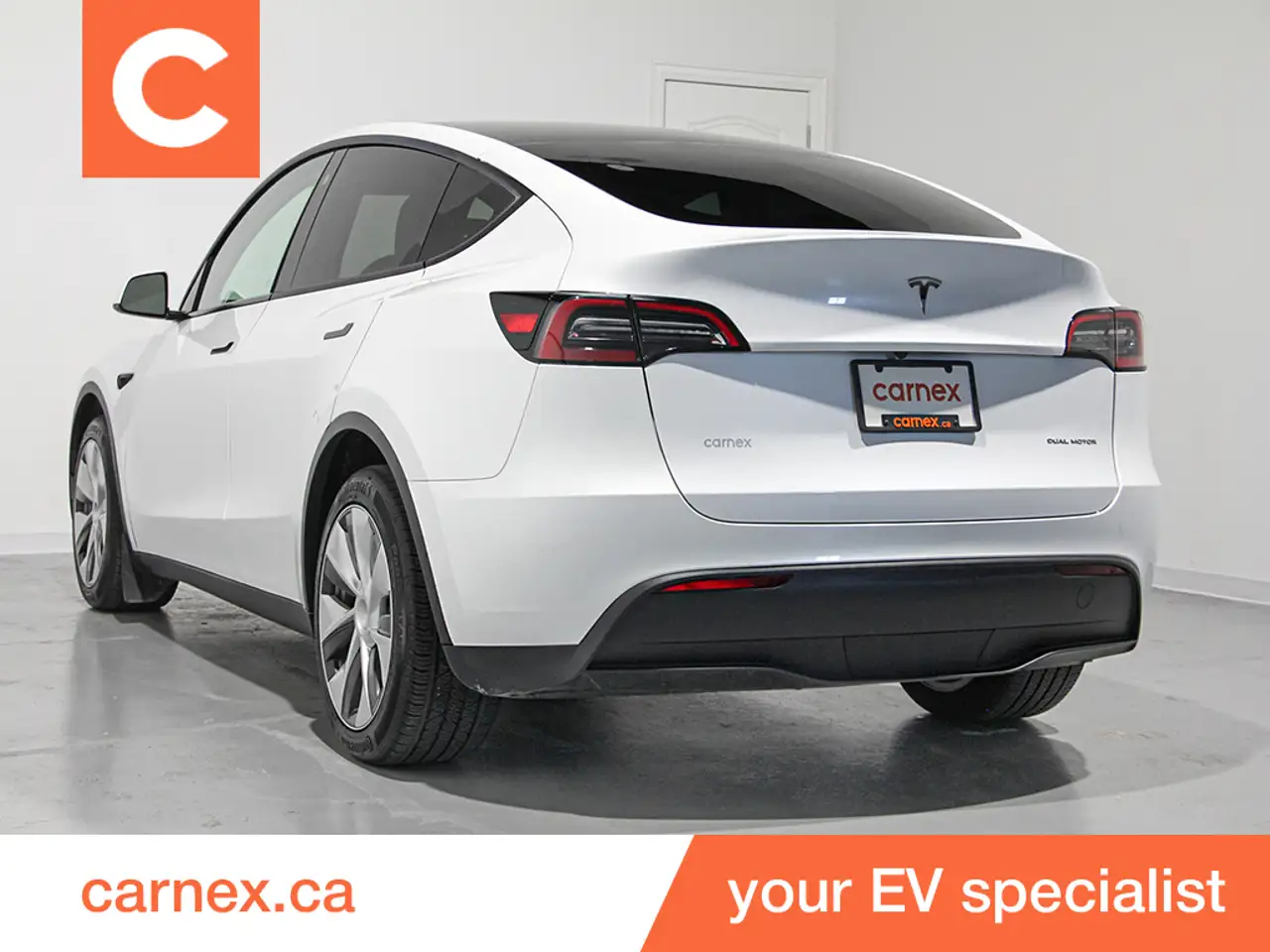 Tesla Model Y photo Tesla Model Y