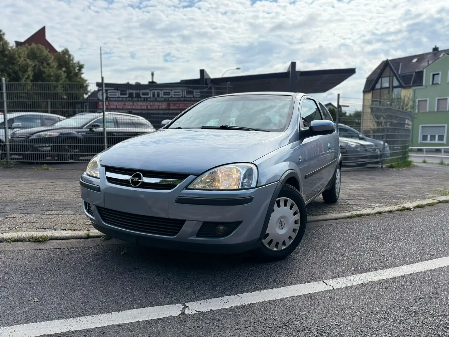 Opel Corsa 1.2 16V Cosmo*2.Hand*TÜV&ServiceNEU*Servo*Klima Grau - 1