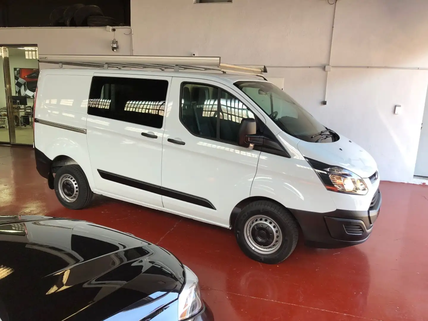 Ford Transit Custom FT 290 L1 Van DCb. Ambiente 125 Blanc - 1