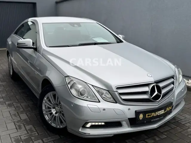Mercedes-Benz E 200 Coupe ELEGANCE LED+NAVI+XENON+LEDER+PDC