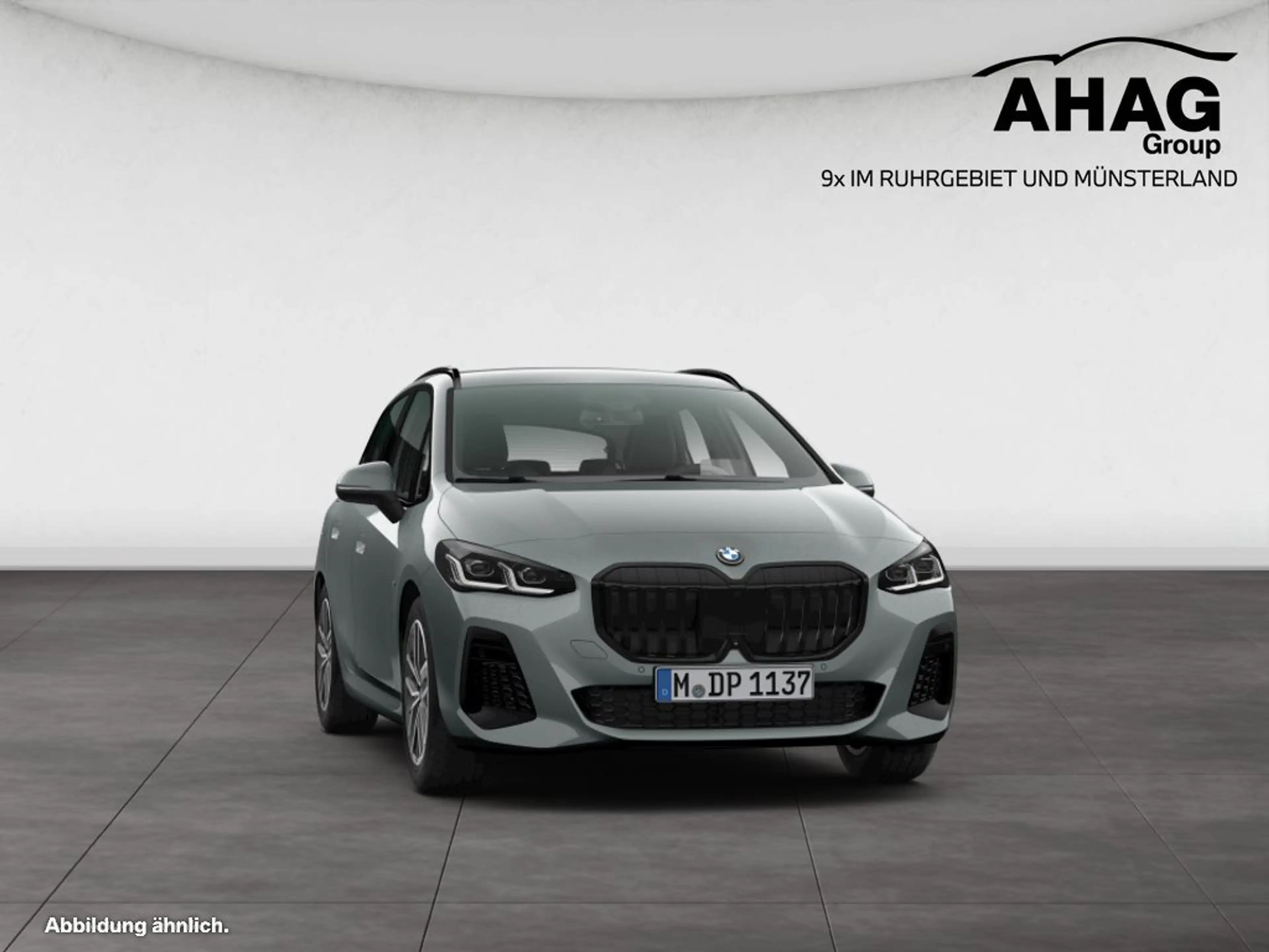 BMW 223 i Active Tourer — photo 10