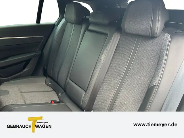 Peugeot 508 view 11