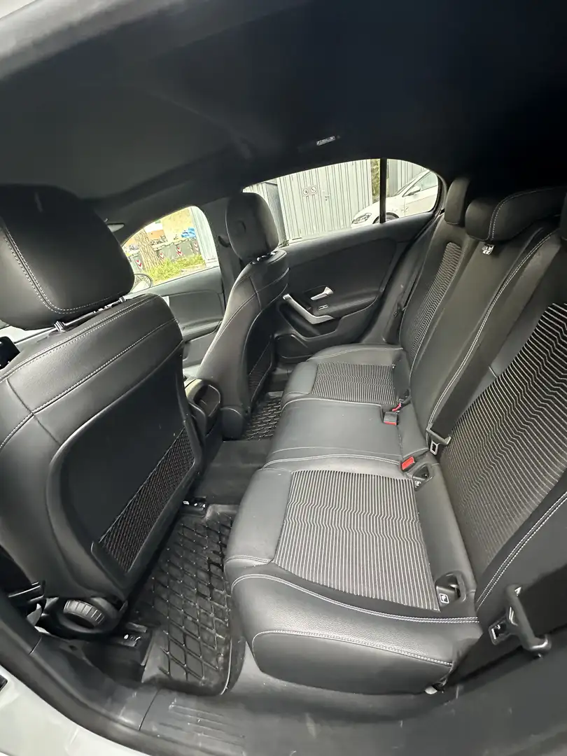 Mercedes-Benz A 180 d Business - 2