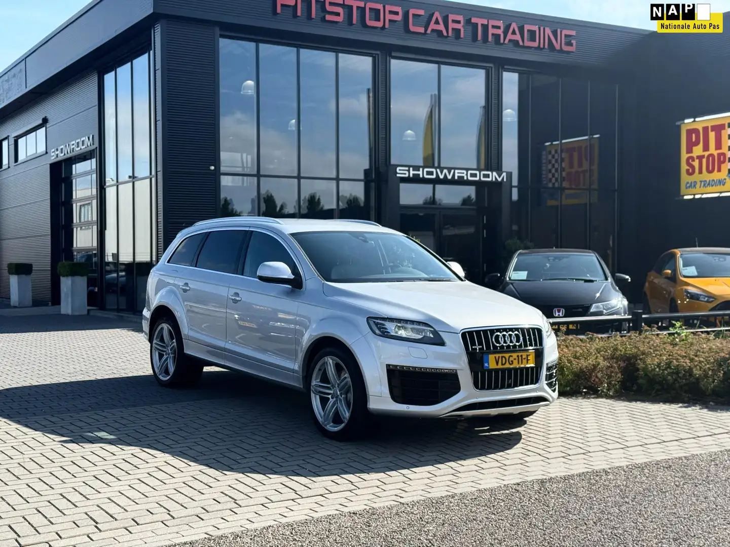 Audi Q7 4.2 V8, 340pk, V12-Pakket, Grijs kenteken Marge! Šedá - 1