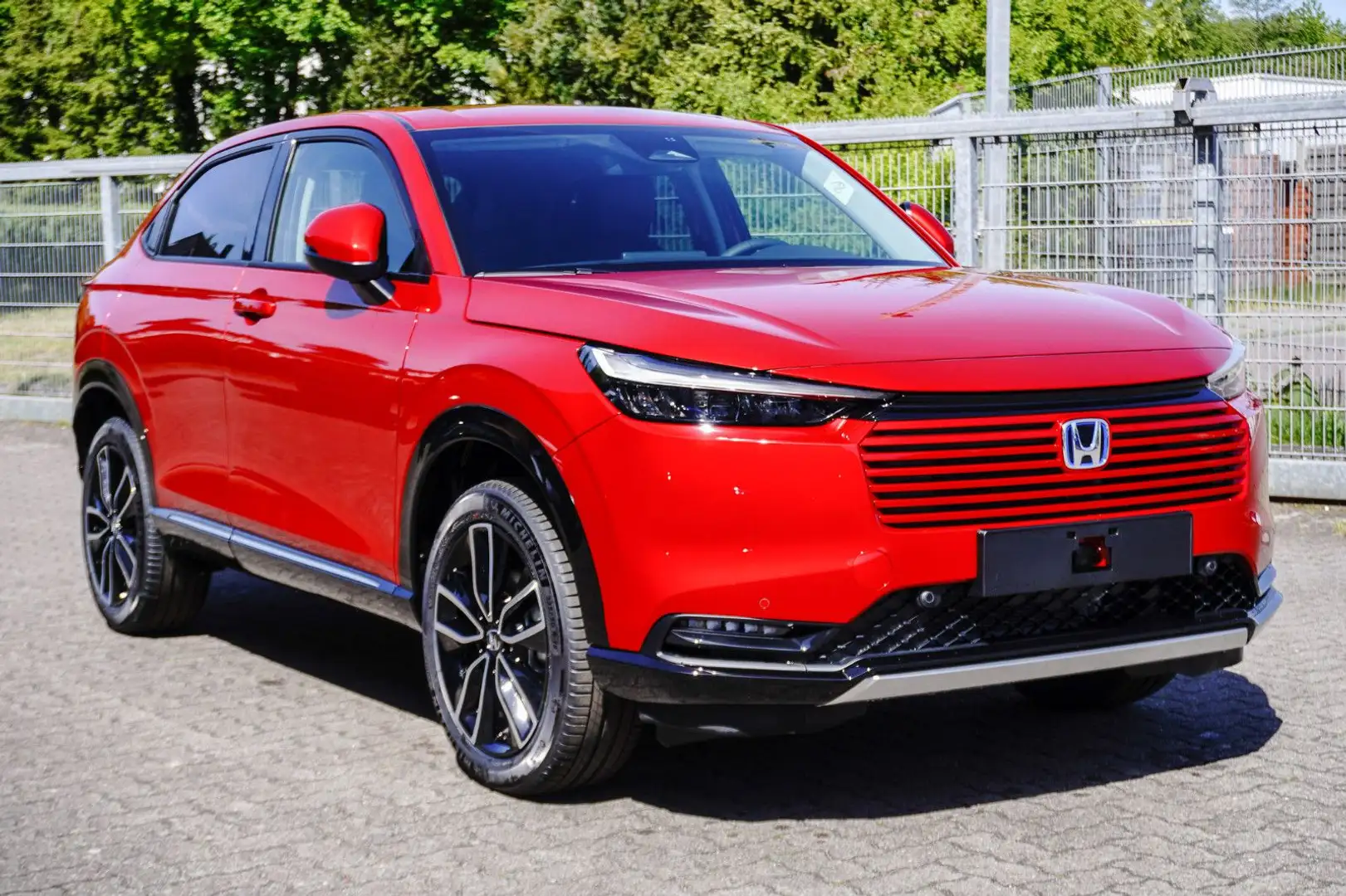 Honda HR-V 1.5 Hybrid Advance   - Modell 2025! - Rot - 1