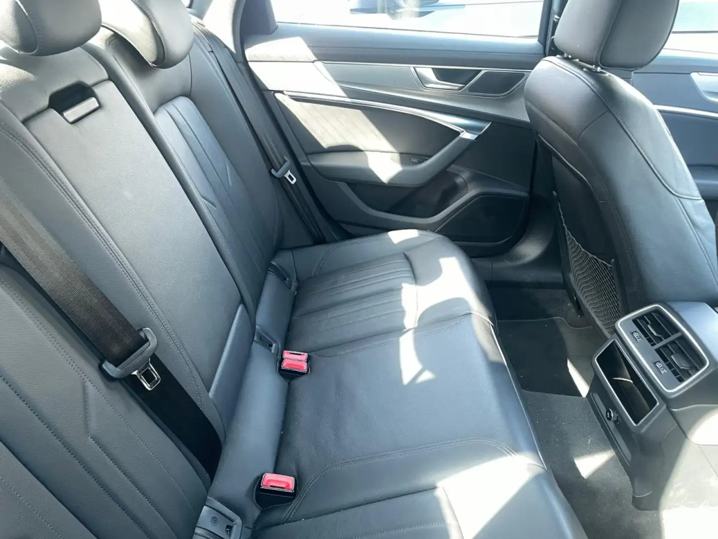 Audi A6 Limousine 40 TDI design Klima Navi Leder Schwarz - 2