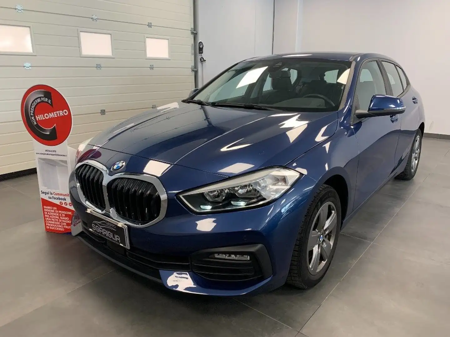 BMW 118 d Business Advantage 5 Porte Blu/Azzurro - 2
