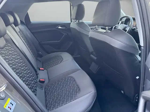 Audi A1 view 12