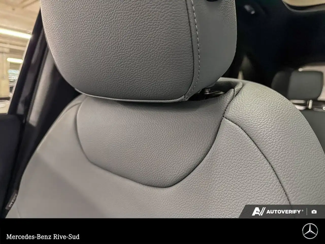 Mercedes-Benz GLA снимка Mercedes-Benz GLA