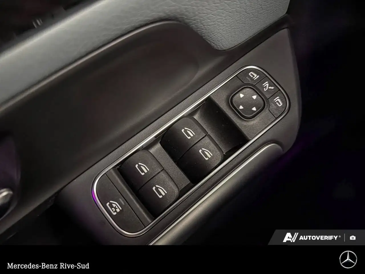 Mercedes-Benz GLA снимка Mercedes-Benz GLA