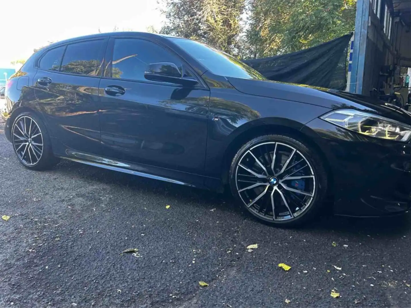 BMW 135 M135 i xDrive Schwarz - 2