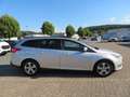 Ford Focus Turnier Automatik *Navi*PDC*Winterpaket* Silber - thumbnail 4