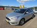 Ford Focus Turnier Automatik *Navi*PDC*Winterpaket* Silber - thumbnail 1