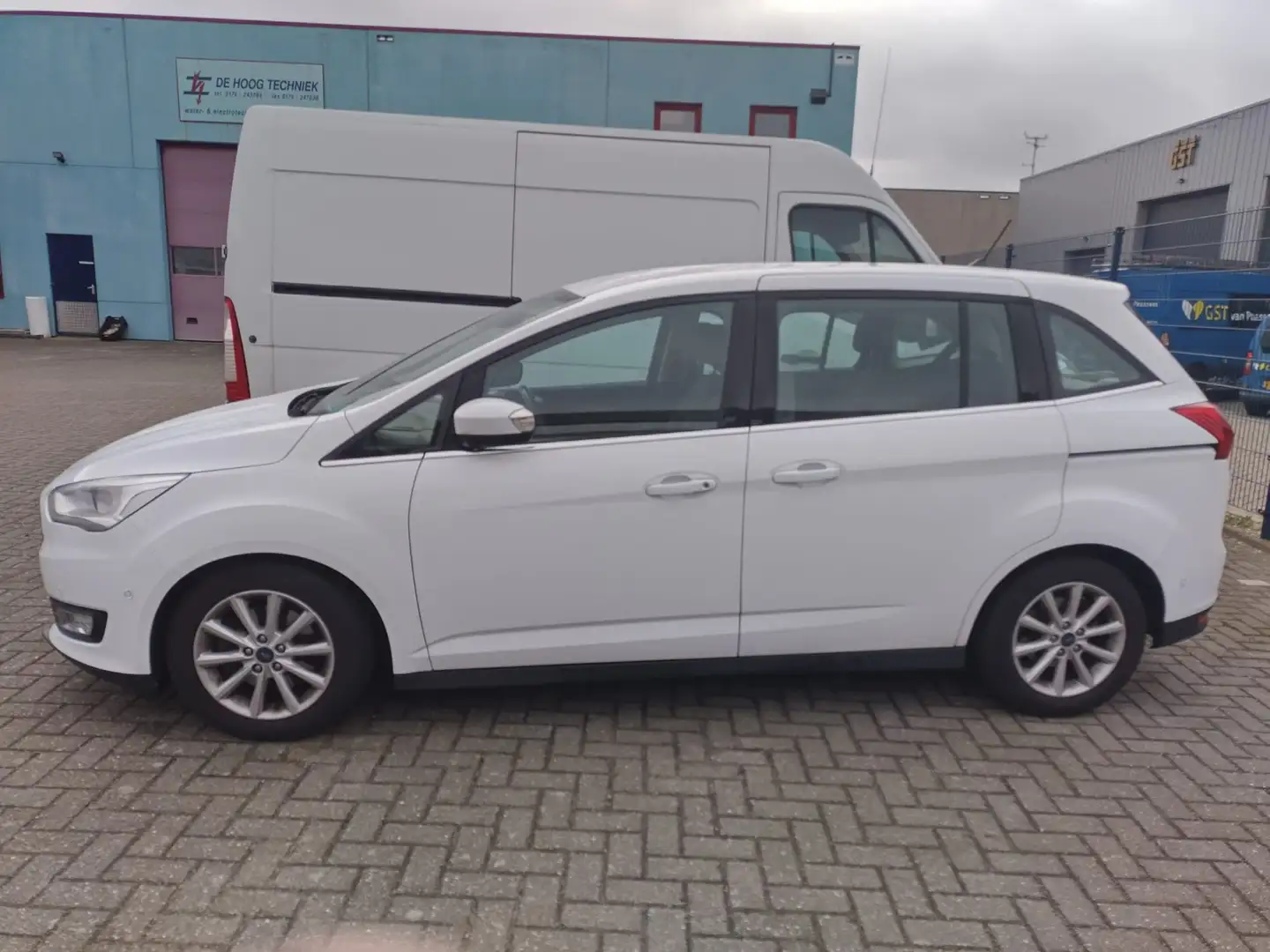 Ford Grand C-Max 1.0 Trend 7p. Wit - 1