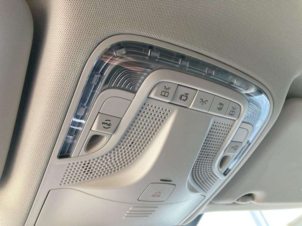 Mercedes-Benz V 220